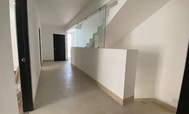 Casa en venta en Cumbres Elite Premier, privada Pirineos