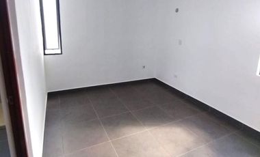 Casa en Praderas de mayab, 3 Rec. y alberca