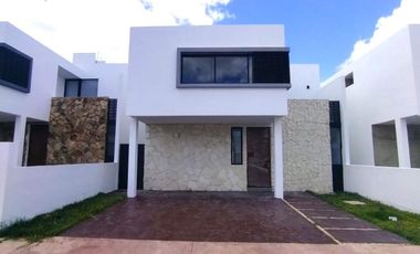 Casa en Praderas de mayab, 3 Rec. y alberca