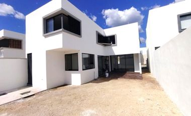 Casa en Praderas de mayab, 3 Rec. y alberca