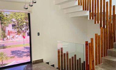 Estupenda casa en venta en Playacar, Playa del Carmen P3259