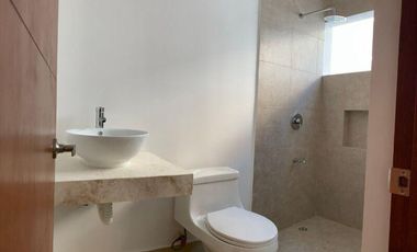 Casa en Praderas de mayab, 3 Rec. y alberca