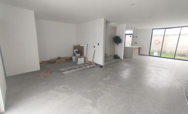 Venta de Casa en condominio en  Esmeralda, zona dorada de San Mateo Atenco