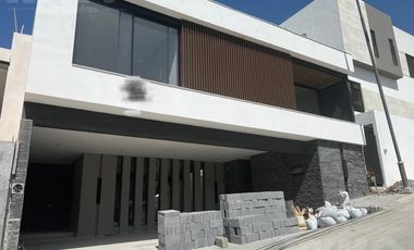 Casa - Fraccionamiento Aires del Vergel