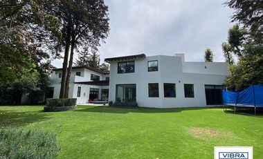 Magnífica residencia de lujo en Rancho San Francisco.