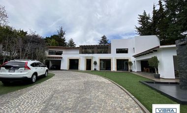 Magnífica residencia de lujo en Rancho San Francisco.
