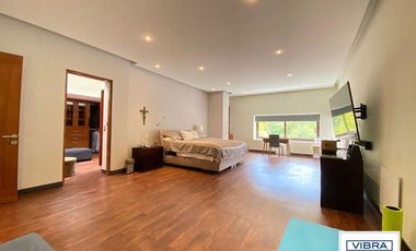 Magnífica residencia de lujo en Rancho San Francisco.
