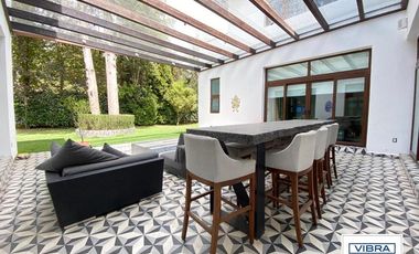 Magnífica residencia de lujo en Rancho San Francisco.