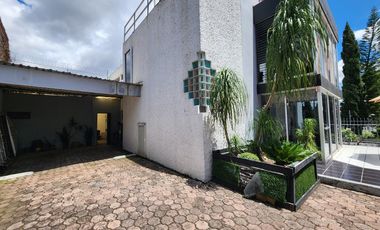 Edificio Comercial RENTA Camelinas