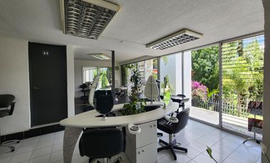 Edificio Comercial RENTA Camelinas