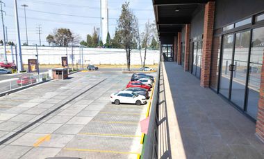Local comercial en renta en Plaza comercial Pabellon Tollocan en Metepec