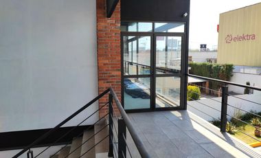 Local comercial en renta en Plaza comercial Pabellon Tollocan en Metepec