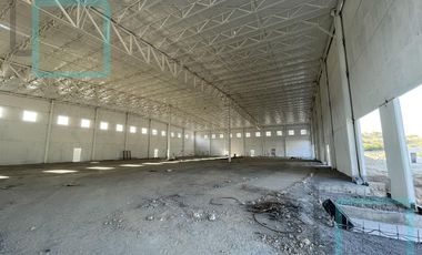 BODEGA INDUSTRIAL EN VENTA / RENTA ZONA SANTA CATARINA