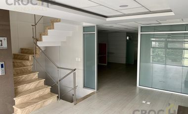 Propiedad en Venta - Renta Zona Los Lagos en Xalapa Veracruz. Uso comercial