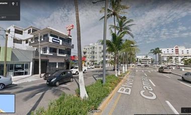 Edificio de oficinas en RENTA en Blvd Avila Camacho 414m frente al mar
