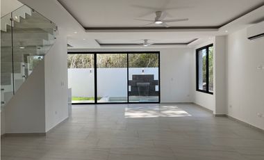 Casa en Venta en Residencial Vía Cumbres