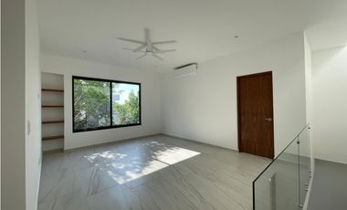 Casa en Venta en Residencial Vía Cumbres