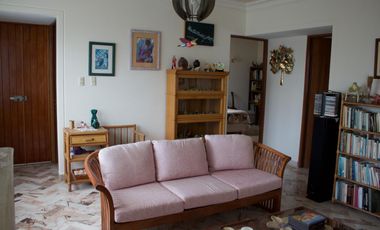 Venta y Renta de Casa sola frente al Lienzo Charro, Cuernavaca Morelos