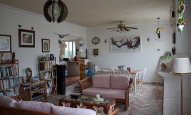 Venta y Renta de Casa sola frente al Lienzo Charro, Cuernavaca Morelos
