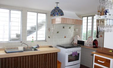 Venta y Renta de Casa sola frente al Lienzo Charro, Cuernavaca Morelos