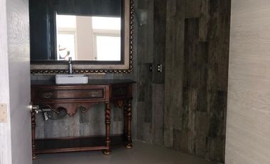 CASA EN RENTA EN LOMAS DE BEZARES