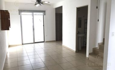 SE RENTA Casa de 3 recamaras sin muebles en Bali, Playa del Carmen P3264