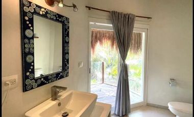 Venta Casa Frente al Mar en Holbox 4 Hab Jacuzzi, Playa, Terreno Comercial
