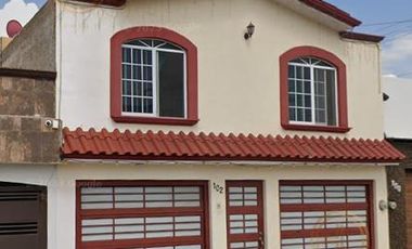 CASA EN VENTA FRACCIONAMIENTO LA LUZ, LUNA DURANGO.