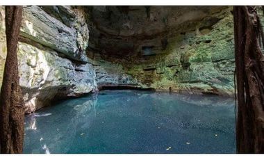 En venta terreno con casona y cenote en Temozón