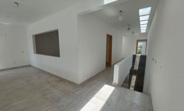 CASA EN LOS MANGOS