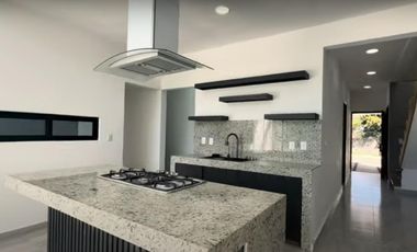 CASA EN LOS MANGOS