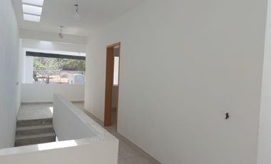 CASA EN LOS MANGOS