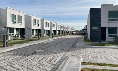 VENTA casas de 3 recamaras en San Francisco Ocotlan,Puebla. Casa club y gym.