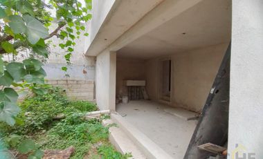 Casa en Venta en obra gris en Miradores