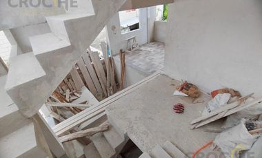Casa en Venta en obra gris en Miradores
