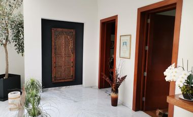 Moderna casa en Hacienda San Martín