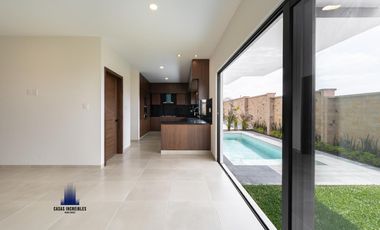 CASA NUEVA EN VENTA, PUNTA TIBURÓN
