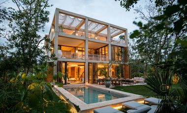 Increible casa en zona residencial prvilegiada de Playa del Carmen  P3452