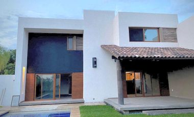 Venta Casa en Fraccionamiento, José G Parres,  Sumiya Jiutepec Morelos