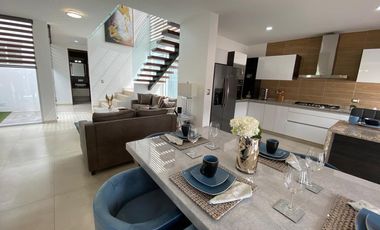 Hermosa Casa en Venta en  LA PERLA - Aguascalientes