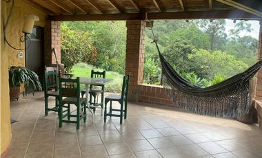 CASA CAMPESTRE EL LIMONAR GIRARDOTA