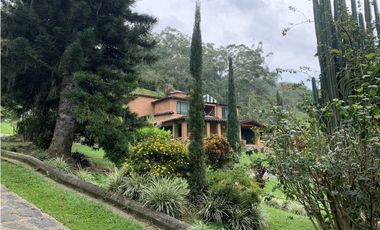 CASA CAMPESTRE EL LIMONAR GIRARDOTA