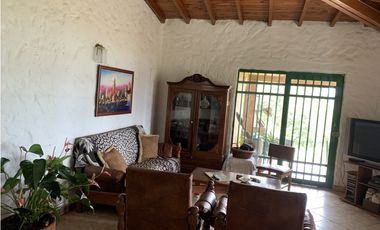 CASA CAMPESTRE EL LIMONAR GIRARDOTA