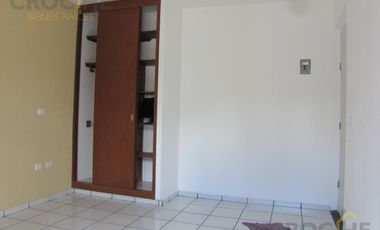 Edificio con departamentos y cuartos en venta Zona Av. Xalapa.