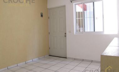 Edificio con departamentos y cuartos en venta Zona Av. Xalapa.