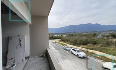 CASA EN VENTA EN LA ZONA DE CARRETERA NACIONAL SANTIAGO