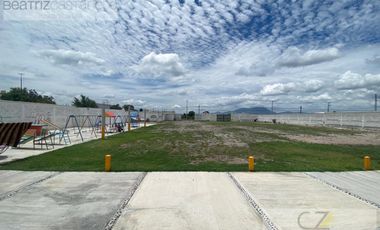 SALON DE FIESTAS CON TERRENO PARA 100 AUTOS, ACTOPAN, HGO.