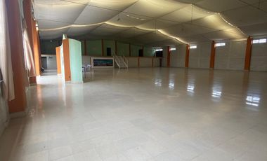 SALON DE FIESTAS CON TERRENO PARA 100 AUTOS, ACTOPAN, HGO.