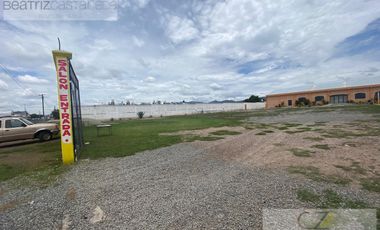 SALON DE FIESTAS CON TERRENO PARA 100 AUTOS, ACTOPAN, HGO.