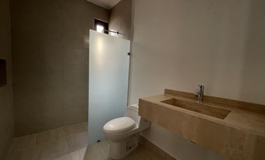 Penthouse en RENTA con roof garden privado con espectacular vista al rio del Estero, 3 recamaras